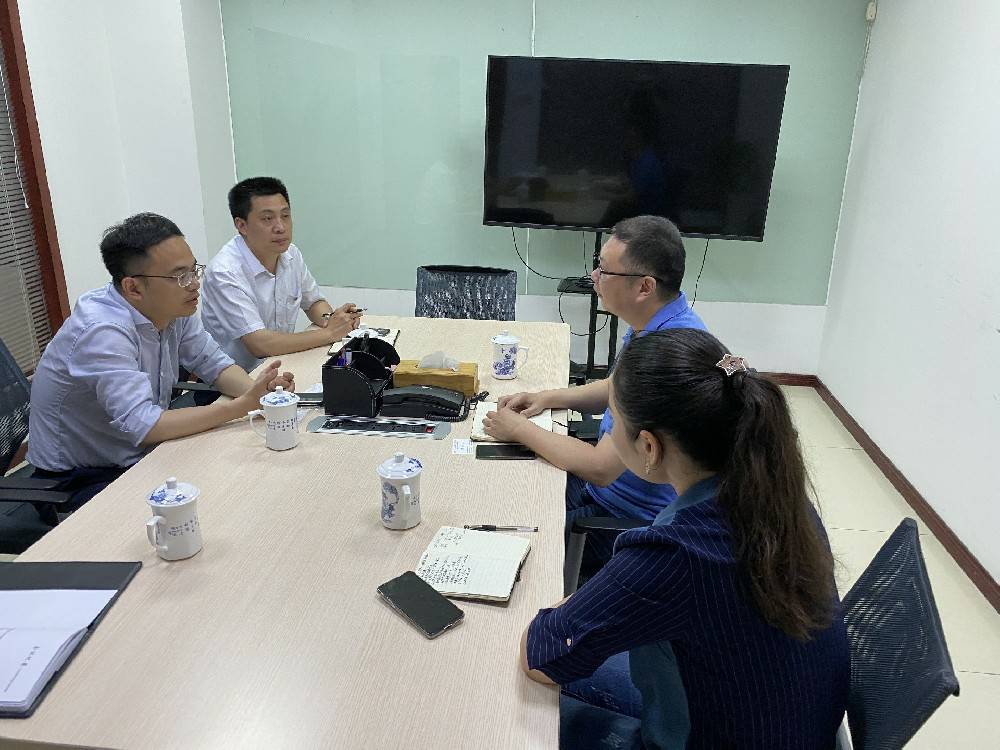 无锡市工信局领导来MK官方端网站登录入口-MK(中国)科技开展“三联三解”活动